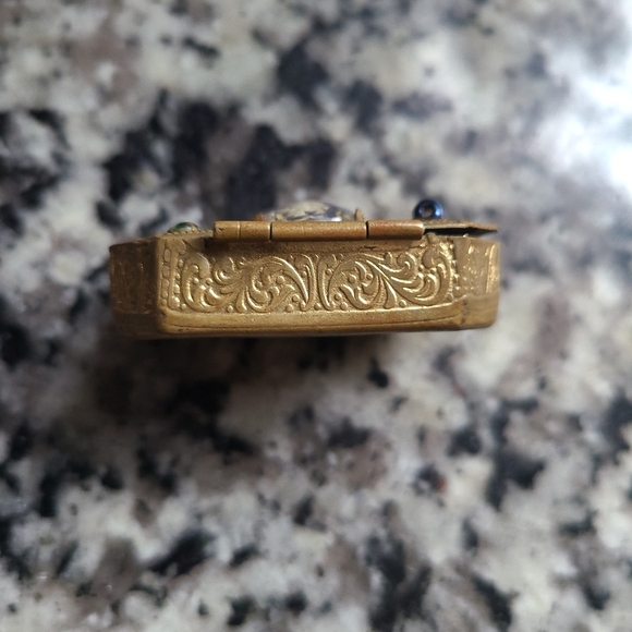 Antique Rosary Holder - Picture 6 of 9